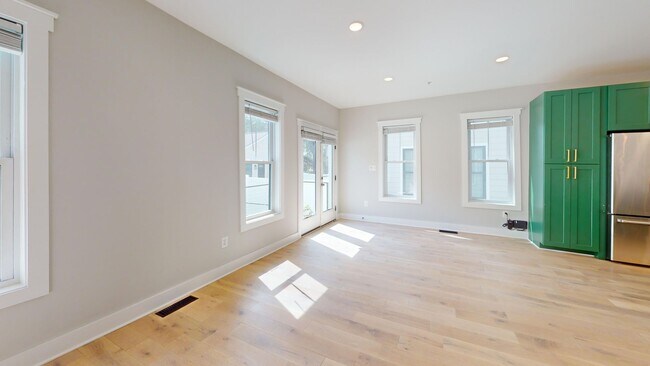 Building Photo - 3435 Newton St