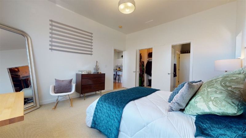 Building Photo - 506 N Mangum St