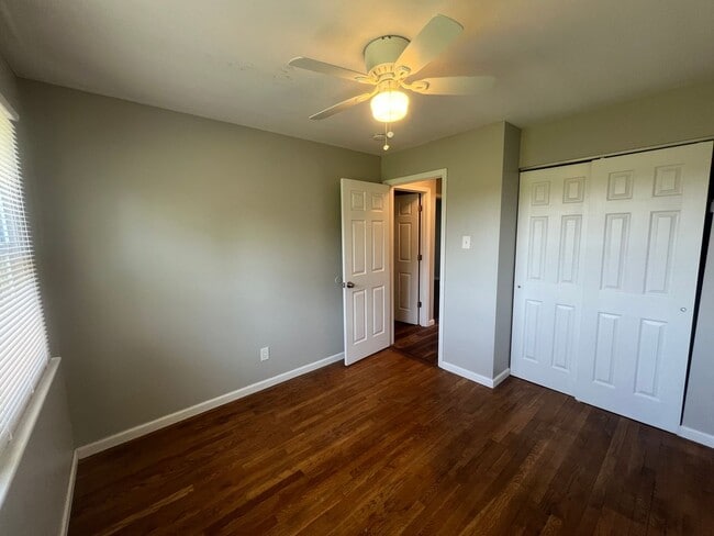 Building Photo - Spacious 4-Bedroom Home in Highly Desirabl...