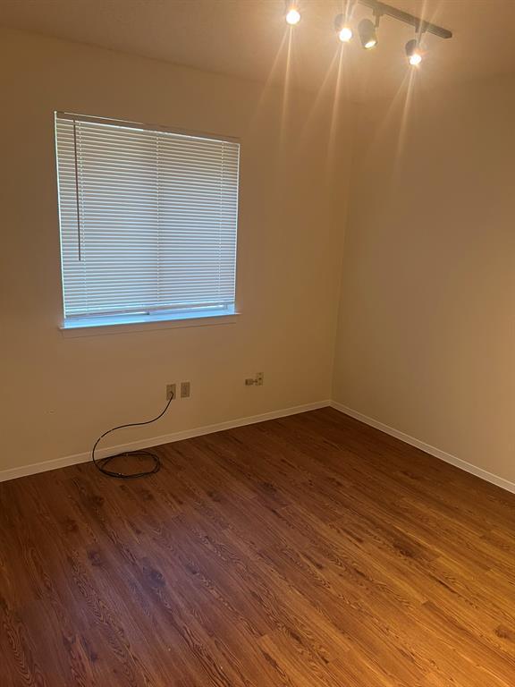 Building Photo - 8314 Columbia Falls Dr