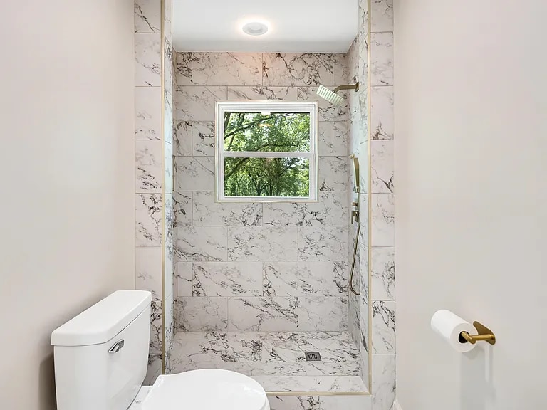 Building Photo - 7441 Walsh Rd