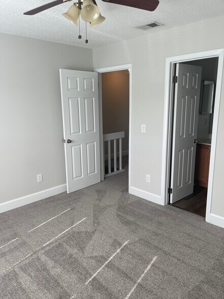BR 1` - 610 Casa Park Court O