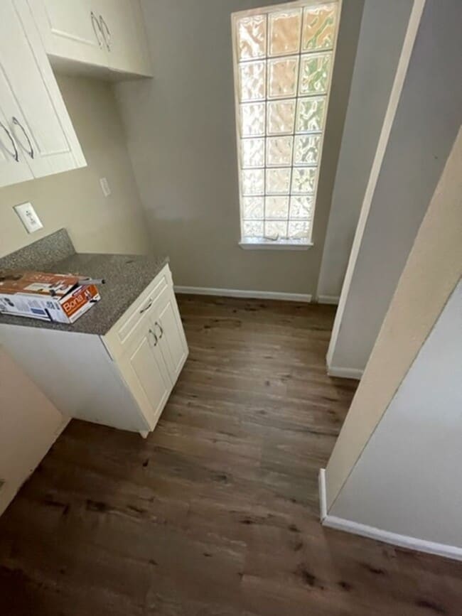 Building Photo - Palm Lakes Condominium