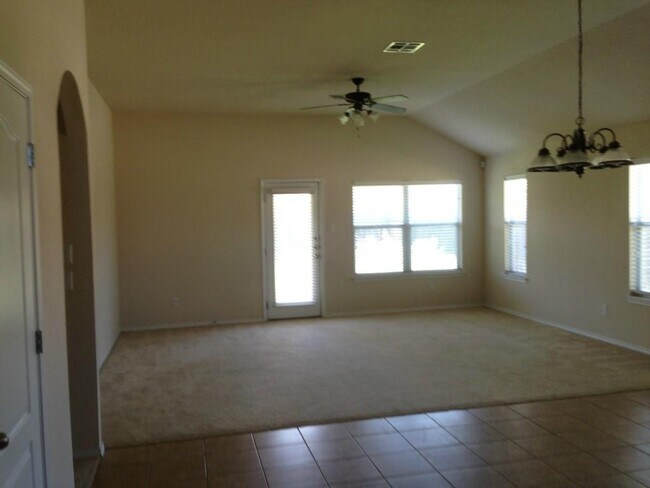 Building Photo - 1200 Rainbow Cove