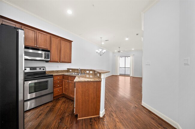 Building Photo - 202 McGowen St