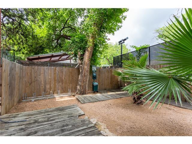Building Photo - 2804 Rio Grande St