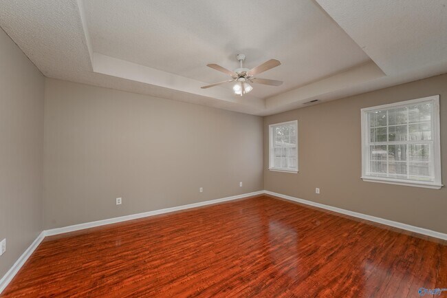 Building Photo - 117 Claytor Ln