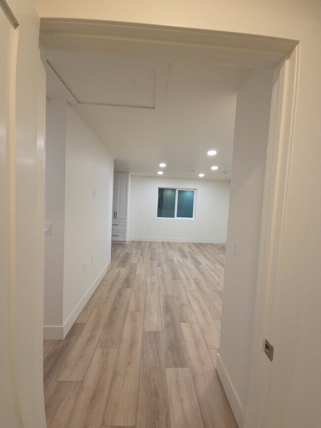 Building Photo - 1055 Via Esmeralda