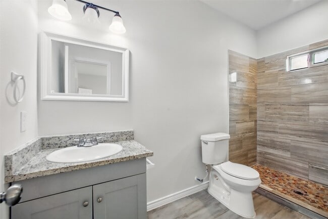 Building Photo - 16884 Kempwood