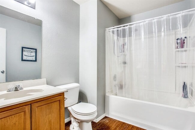 Building Photo - 5005 Village Stone Ct