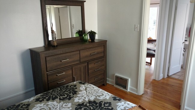 Building Photo - 2317 S Downing St