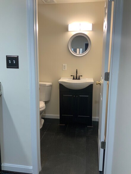 Bathroom Sink - 246 Arcadia Shores Cir