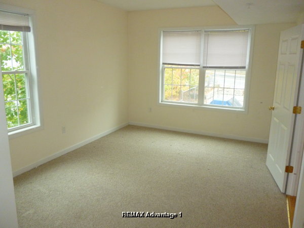 Building Photo - 50 Adams St