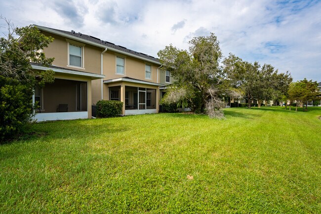 Building Photo - 9859 Tivoli Villa Dr