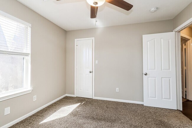 Building Photo - 22215 Nobles Crossing Dr