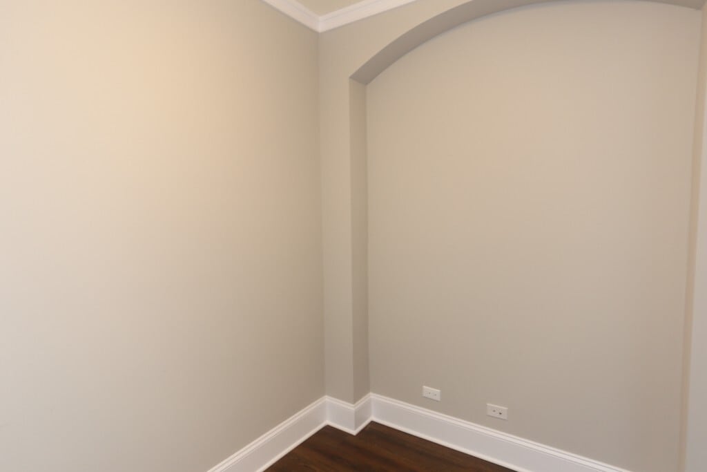 Building Photo - 817 W Lakeside Pl
