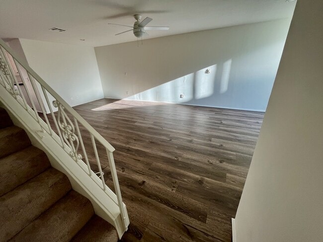 Living room2 - 5215 Sepulveda Blvd
