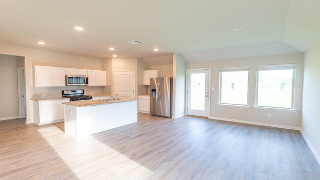 Building Photo - 5400 Greenridge Ln