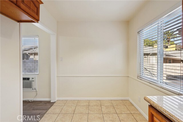 Building Photo - 1417 Rock Glen Ave