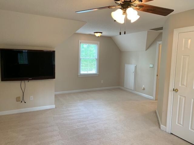 Building Photo - 104 Paper Chase Ct