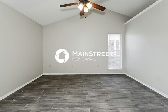 Building Photo - 3 Bedroom Pet-Friendly Home in Olive Branch, MS with Main Street Renewal