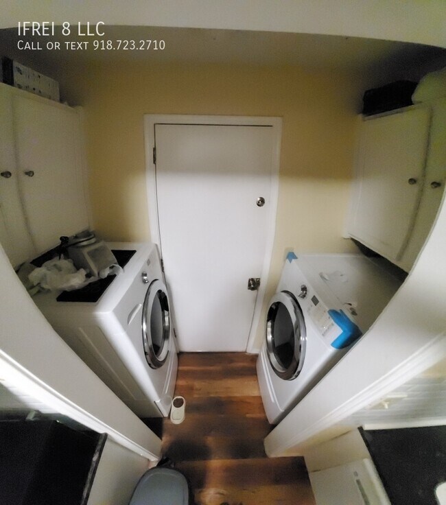 Building Photo - 1435 S 124th E Ave