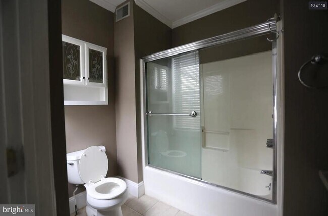 Building Photo - 1827 S Charles St