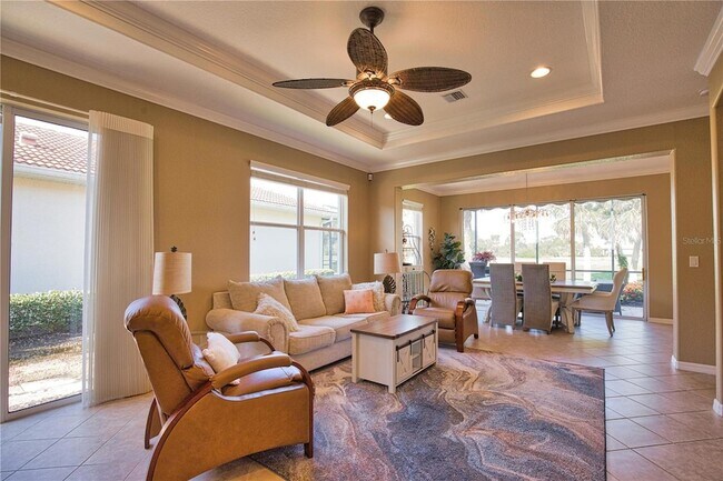 Building Photo - 482 Montelluna Dr