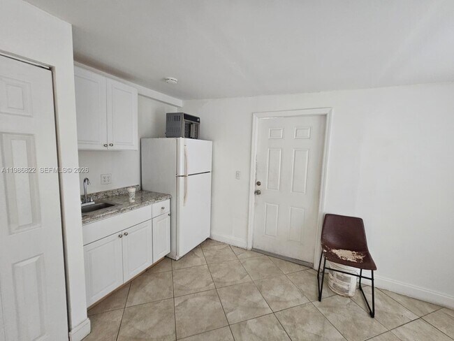 Building Photo - 35 Virginia Rd