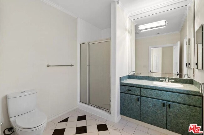 Building Photo - 5086 Avenida Hacienda