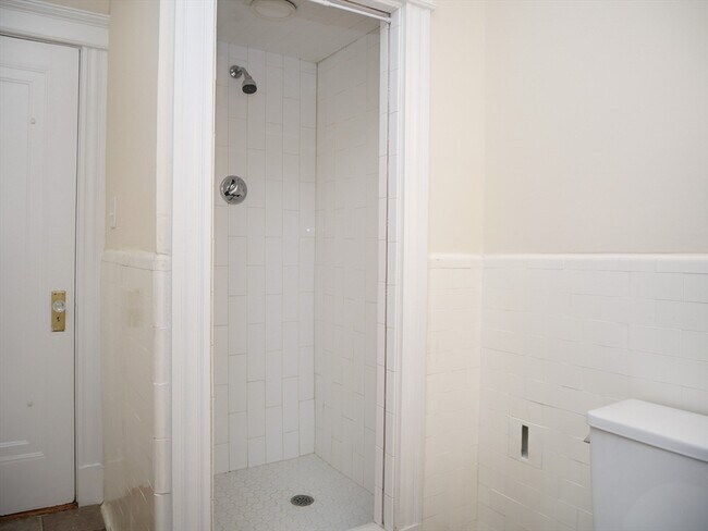 Building Photo - 223 St Paul St