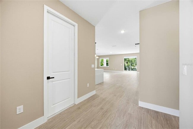 Building Photo - 2108 River Hawk Lp