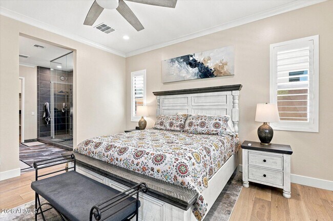 Building Photo - 1118 E Paseo Way