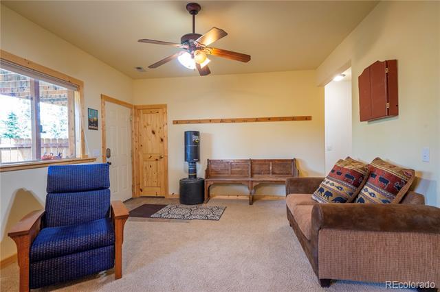 Building Photo - 731 Wampum Ln