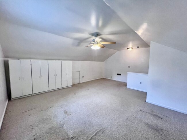 Building Photo - Gorgeous 4 Bedroom 2.5 Bath home in the he...