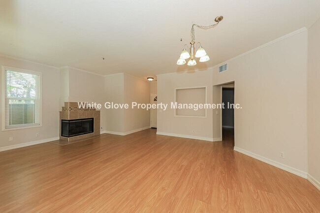 Building Photo - Wonderful 3 bedroom Northwood Condo