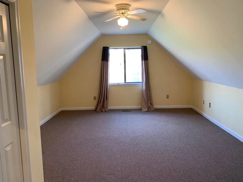 Building Photo - 1012 Amber Ridge Rd