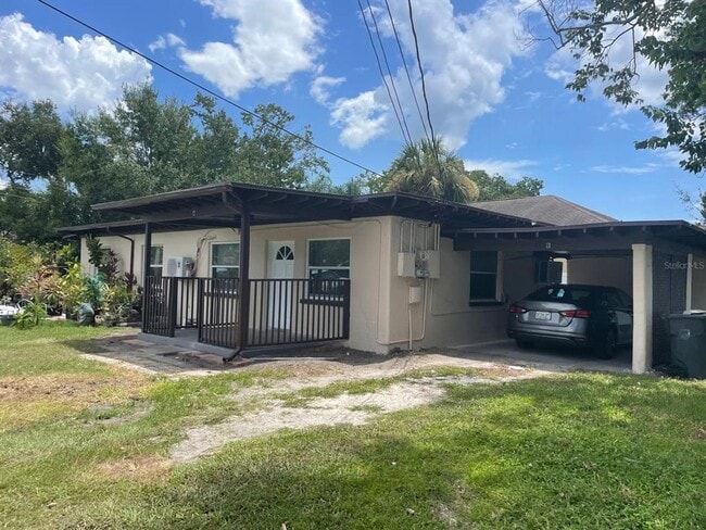 Primary Photo - 131 Buckingham Ave W