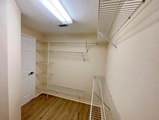 Building Photo - 8515 53rd Pl E