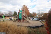 Building Photo - 648 Coral Reef Dr