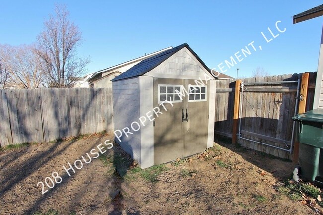 Building Photo - Great home in a quiet neighborhood!