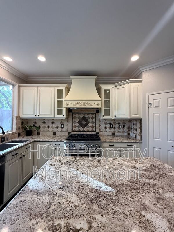 Building Photo - 75 Copperleaf