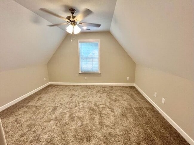 Building Photo - Now Leasing a 4-bed 2.5 bath home in Milli...
