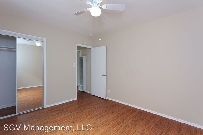 Building Photo - 500-502 Orange Ave