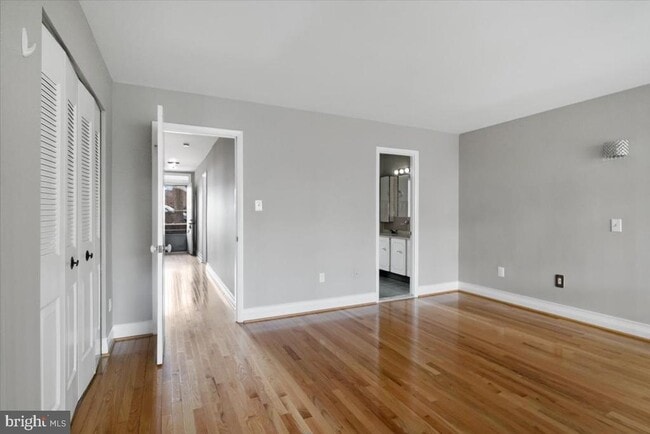 Building Photo - 1775 S Hayes St