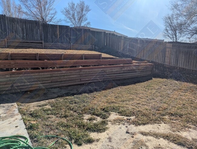 Building Photo - 1048 Harrison-A