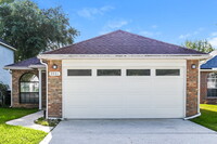 Building Photo - 2931 Lantana Lakes Dr W