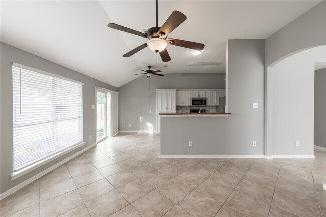 Building Photo - 6307 Pleasant Stream Dr