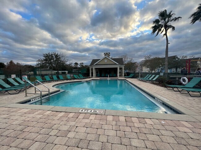 Building Photo - 4010 San Gallo Dr