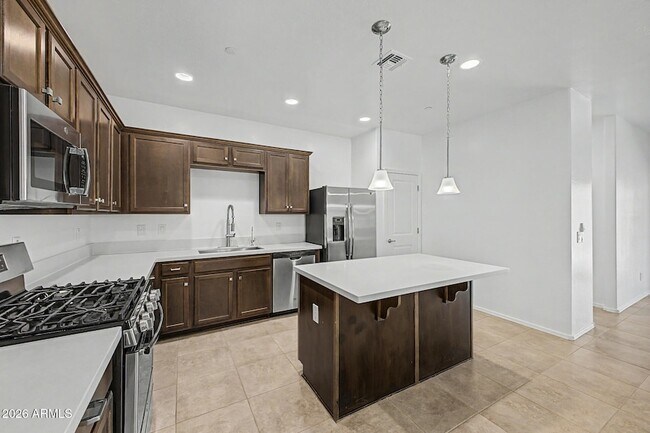 Building Photo - 21254 W Hubbell St
